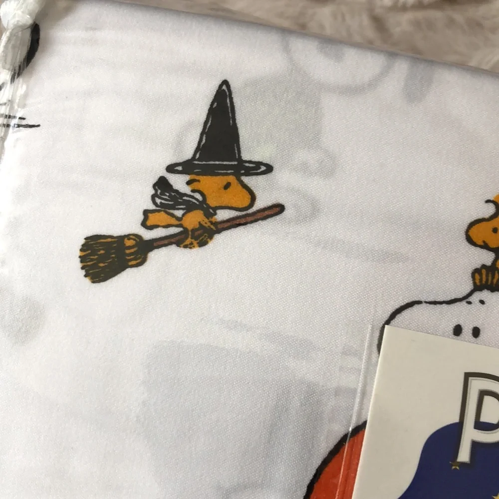 Peanuts SNOOPY Halloween QUEEN Sheet Set
